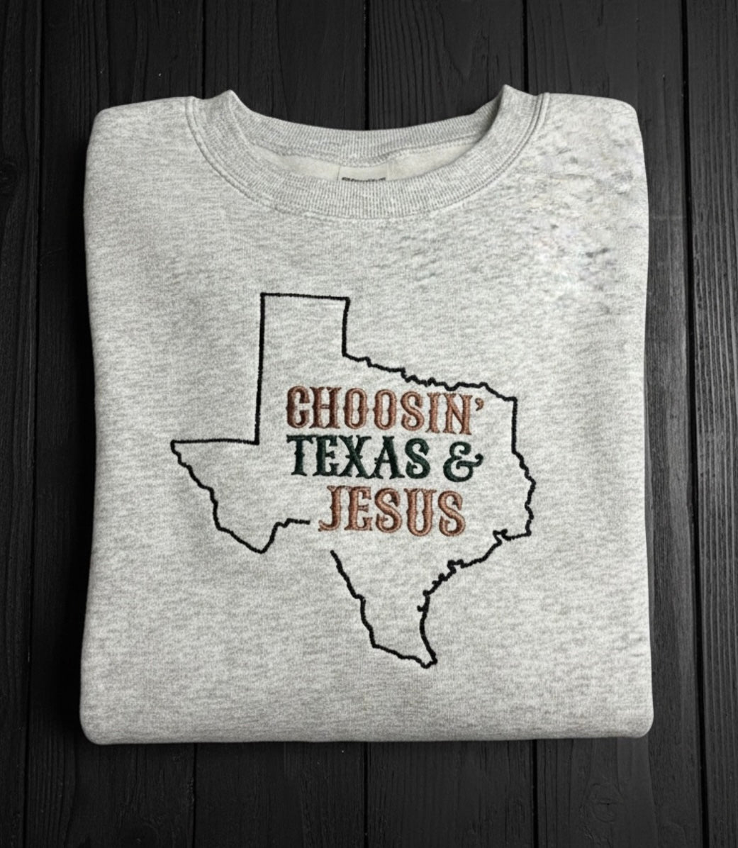 Women’s Choosin Texas & Jesus Sweater